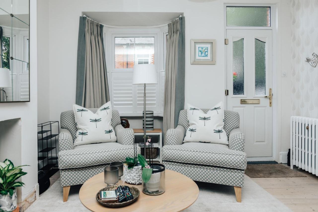 The Dragonfly - Central 2 Bedroom House Henley-on-Thames Exterior photo